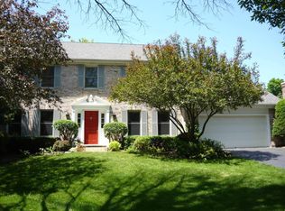 14 Dorchester Ct, Sugar Grove, IL 60554