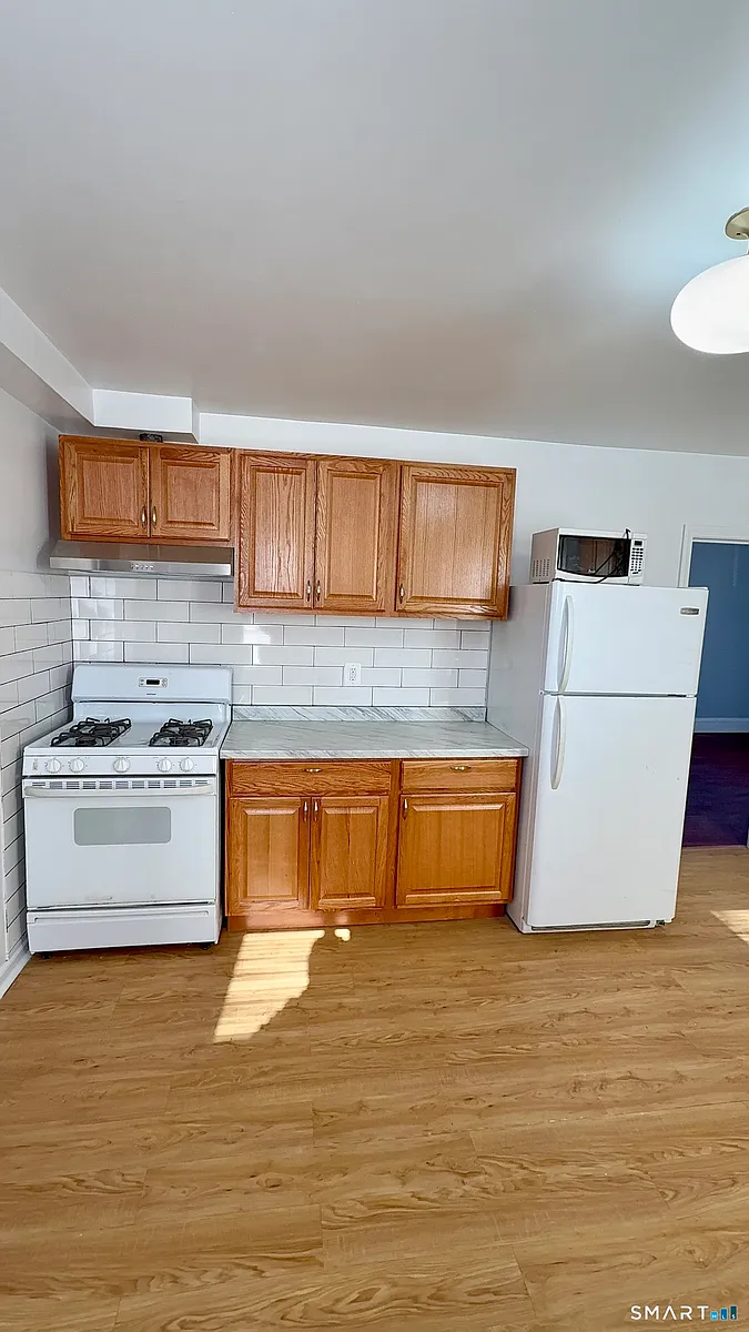 Building Photo - 168 Alfred St #1