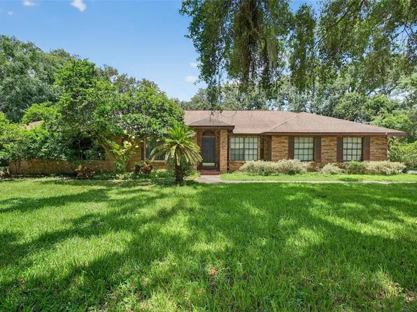 2101 Whitlock Pl, Dover, FL 33527