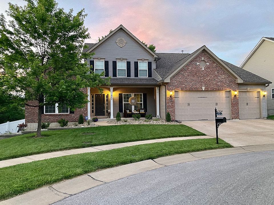 2nd image of 682 Stoney Creek Ln