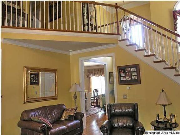 2nd image of 5128 Lake Crest Cir