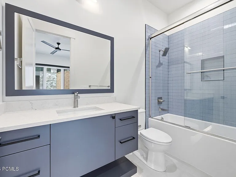 4043 W Crest Ct — Photo 45