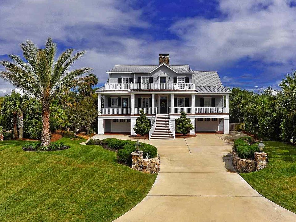 1st image of 227 Sabine Dr