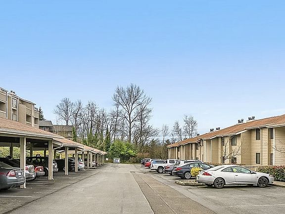 3rd image of 1301 S Puget Dr APT A24