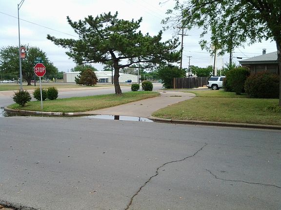2nd image of 1001 Jan Lee Dr