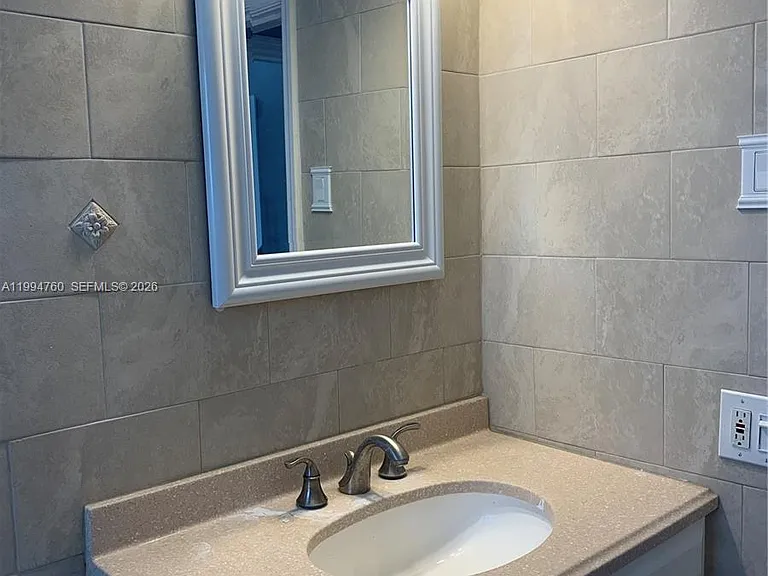 1100 Atlantic Shores Blvd #412 — Photo 16