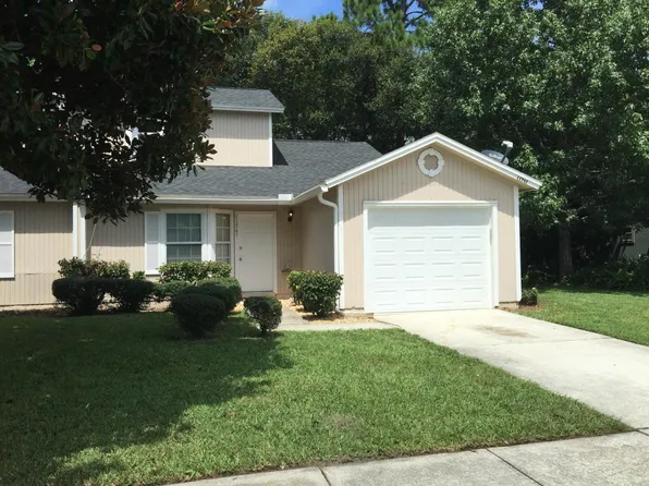 11761 Wattle Tree Rd N, Jacksonville, FL 32246