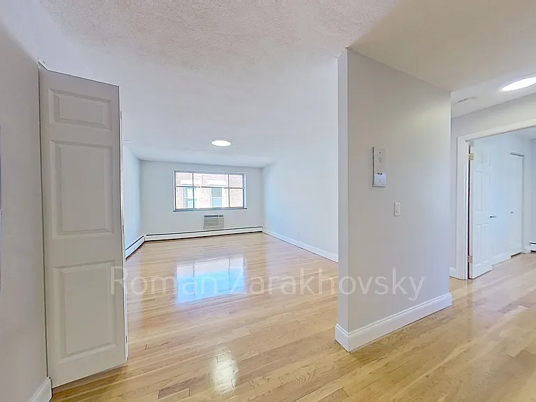 236 Babcock St #2 — Photo 5