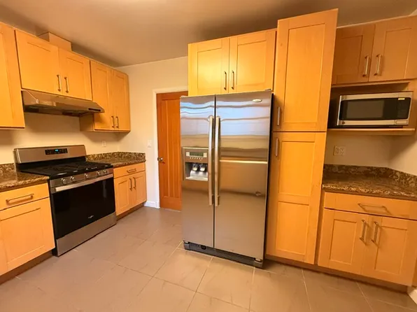 2840 Greenwich St, San Francisco, CA 94123