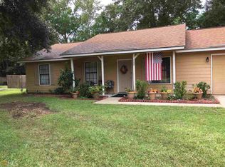 108 Laurel Ln, Kingsland, GA 31548