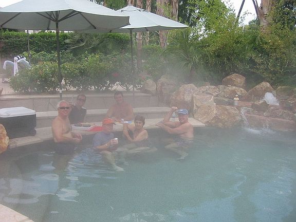 Swim up bar and dry bar