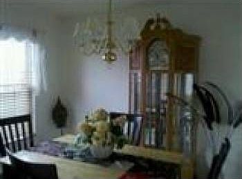 3rd image of 3500 Queen Victoria Ct
