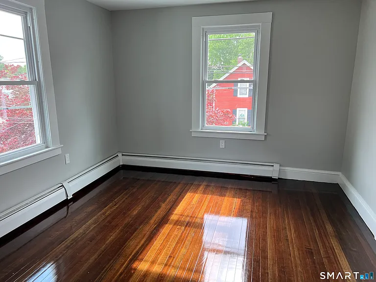 17 Lilac St — Photo 11