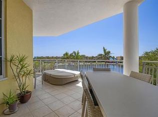 9122 Midnight Pass Rd #1, Sarasota, FL 34242