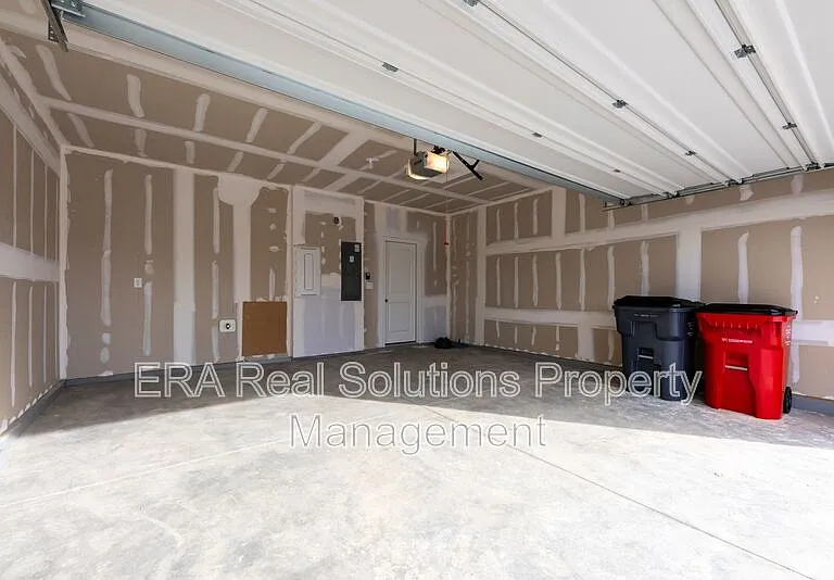 6294 Marinelli Dr S — Photo 31