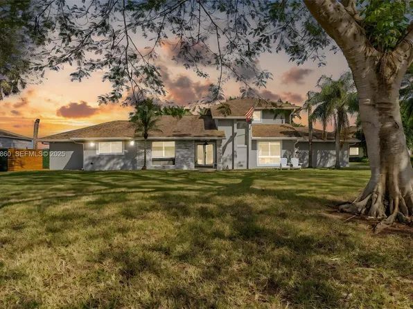 15151 SW 164th Ter, Miami, FL 33187