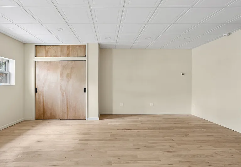 315 Leonard St #1B — Photo 5