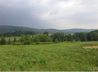 3960 Kozy Korner Rd, Center Valley, PA 18034