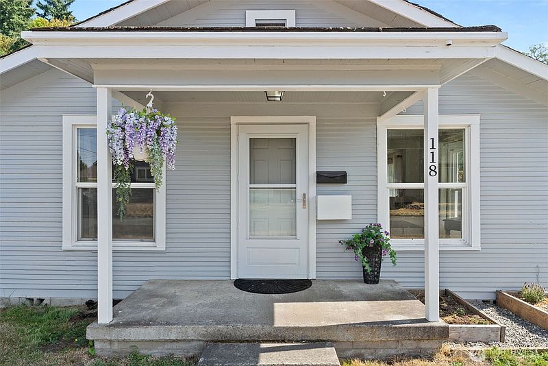 4th image of 118 N Buckner Street