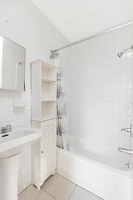 Rented by Compass | media 9