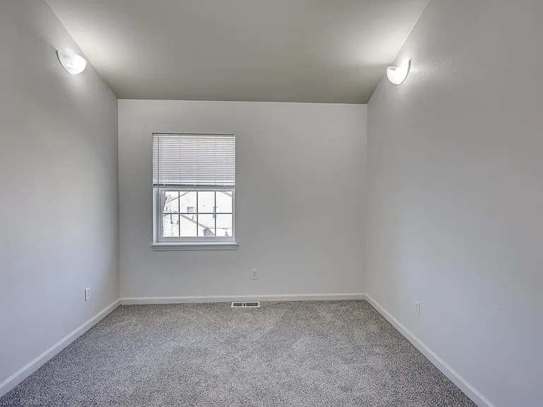 1003 Orchard St — Photo 13