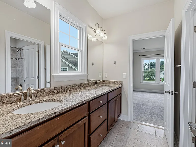 1751 Tysons Crest Ln — Photo 38