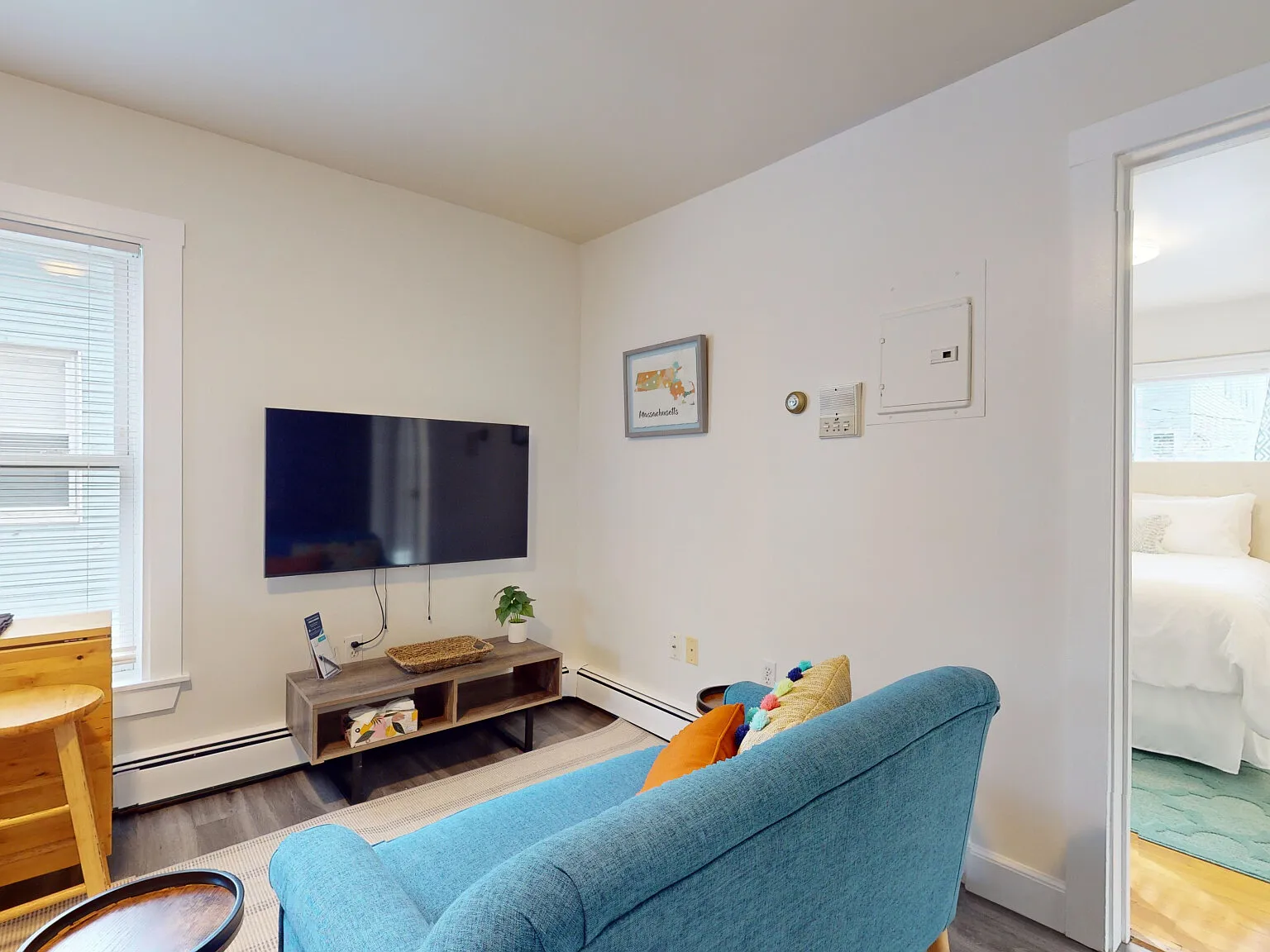 1 bed, 1.0 bath, 500 sqft, $4,620 — Photo 2