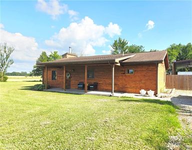 302 S 160th St, Girard, KS, 66743