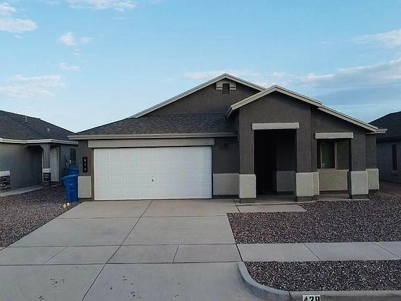 3rd image of 428 Villa Sol Ct
