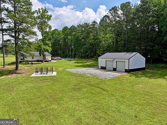 3rd image of 665 Prater Rd