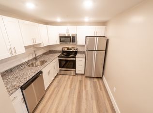 438 E Main Rd #103, Middletown, RI 02842