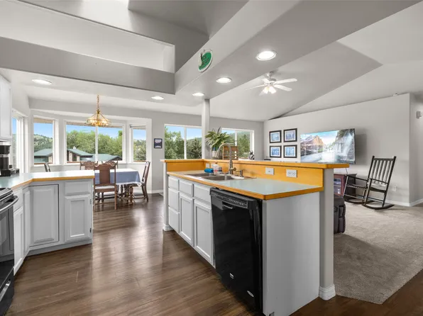 106 Rainbow Dr, Kalispell, MT 59901