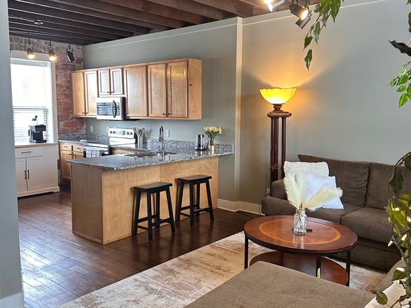 3327 Cuming St UNIT 3327