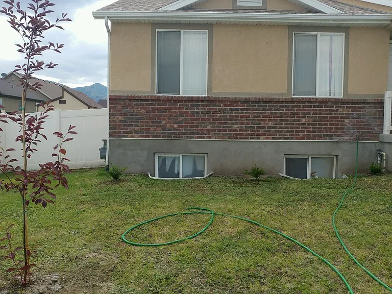 2894 S Hunter Crest Dr — Photo 4