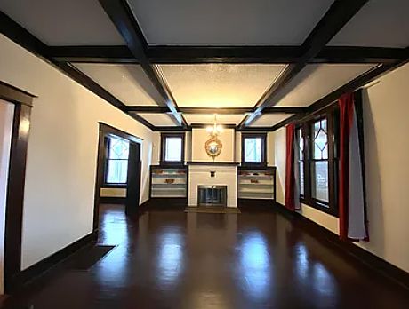 2nd image of 111 N Evergreen St