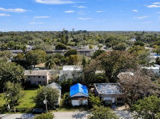 3748 Washington Ave, Miami, FL 33133