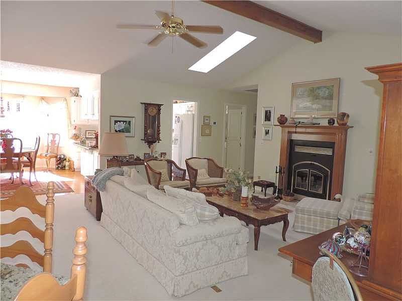 1st image of 109 Selkirk Dr