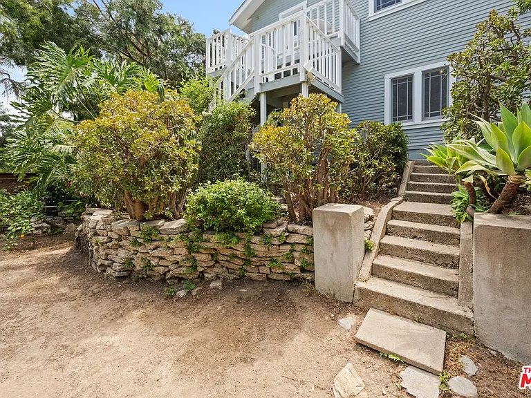 1843 Lucile Ave — Photo 29