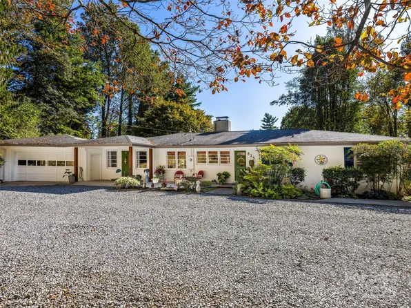 835 Ransier Dr, Hendersonville, NC 28739