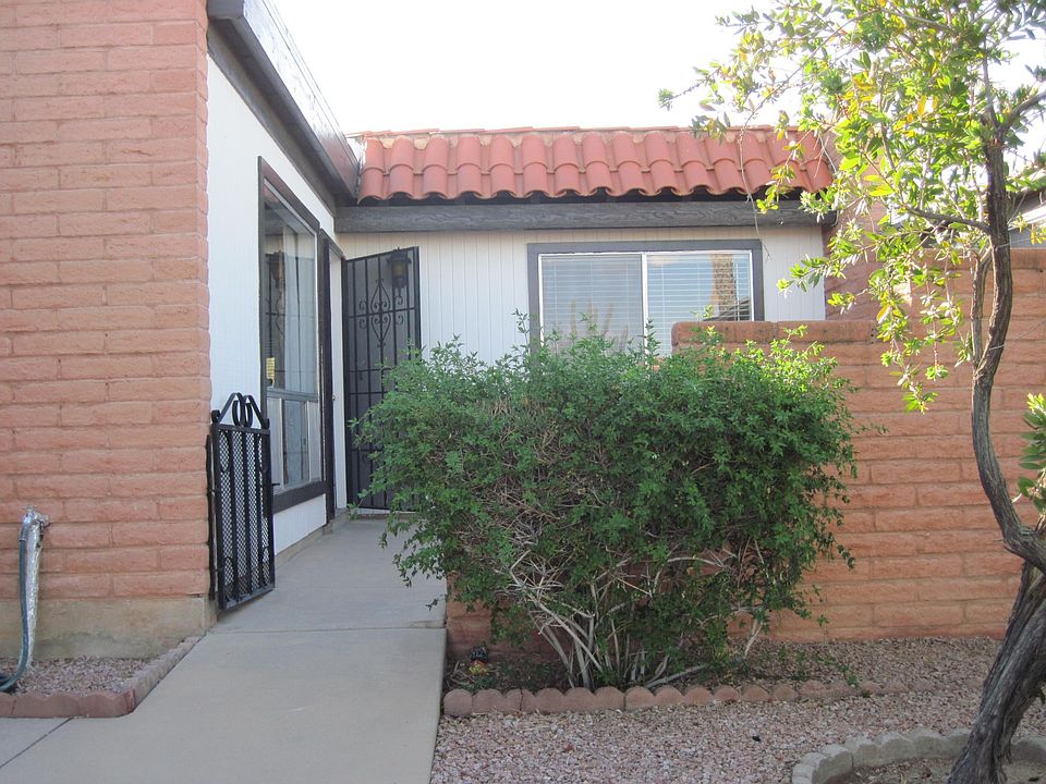 1st image of 163 N Camino Del Varonil