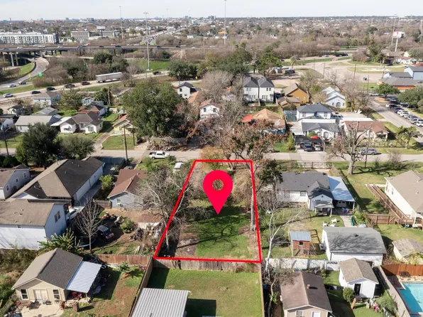 6222 Kirkwood St, Houston, TX 77022