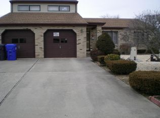 20 Homewood Dr, Brick, NJ 08723