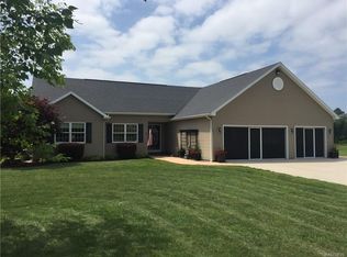 4354 Budd Rd, Lockport, NY 14094