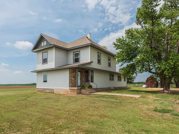 7527 S Ridge Rd, Sedgwick, KS 67135