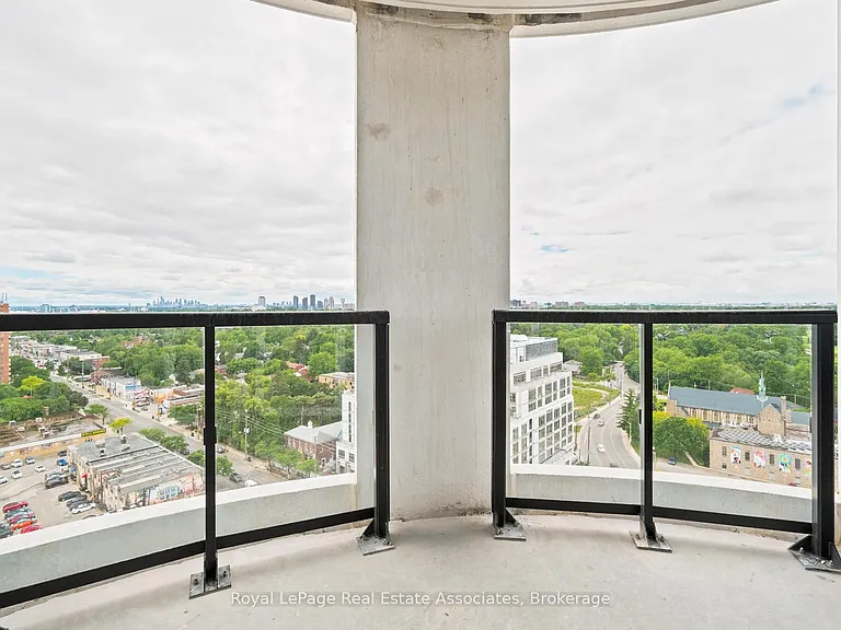 25 Cordova Ave #1812 — Photo 28
