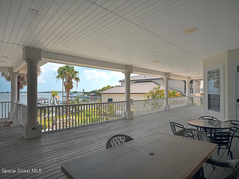 6285 N Highway 1 — Photo 14