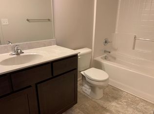 237 Abbey Rd, Versailles, KY 40383