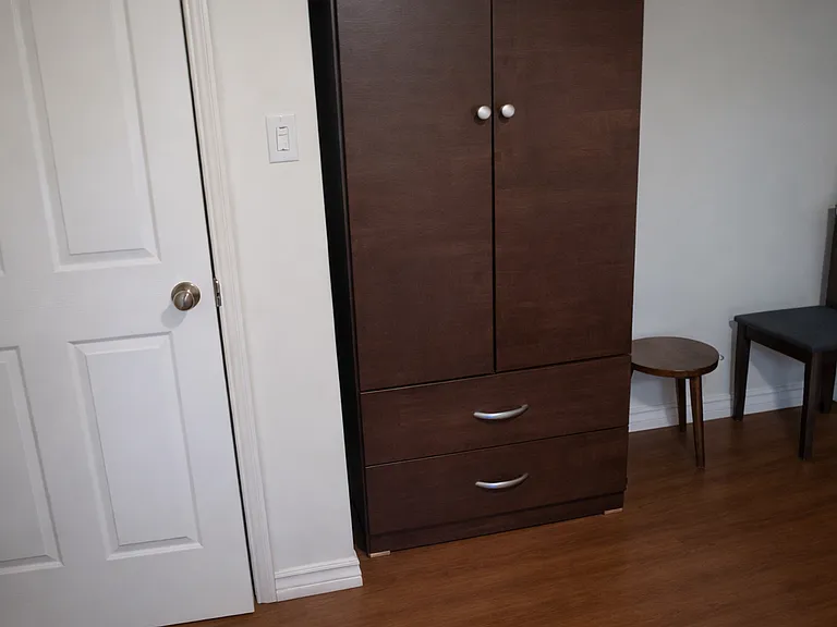 Bedroom A: $950 Private room with Single Sized Bed