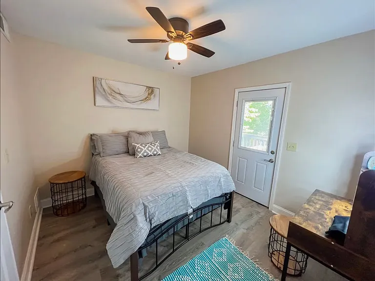 516 N Broadway #202 — Photo 17