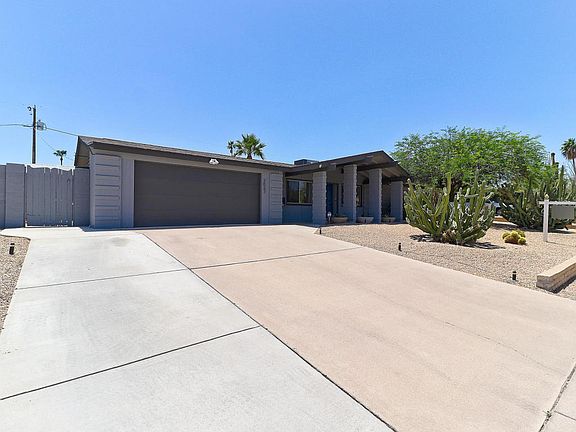 3rd image of 2623 E Cinnabar Ave